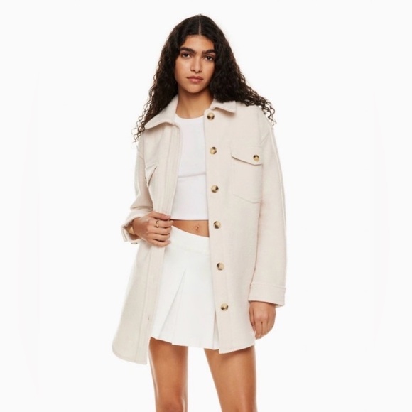 Wilfred Tops - Aritizia Wilfred Oversized The Ganna Button Front Shirt Jacket Cream Color XS